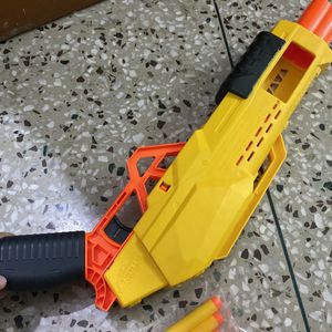 NERF GUN BRAND NEW