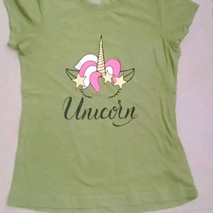 Trendy Girl's T-shirt