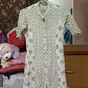 White And Green Women Kurti