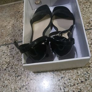 Carlton London Black Heels