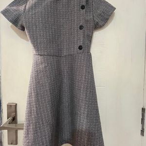 Brand New ZARA Dress For Girls 6-8