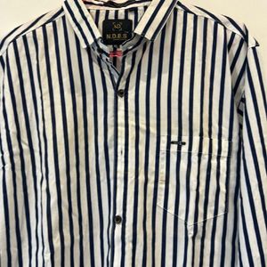 White Blue Strips  Shirt XL