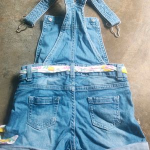 Dungri Jeans Short For Girl