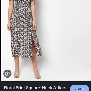 Slit Square Neck Floral Middie