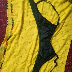 Black Bra in Good Condition