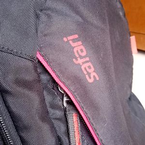 Safari Nirvana Black Laptop Bag/Backpack