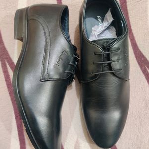 Branded New Leather Men Formal Shoe