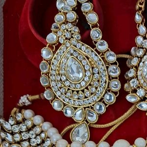 Bridal Jewellery Set With Side Jhumar