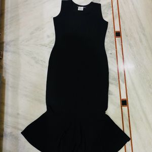 Fishcut Black Dress