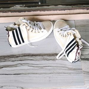 White Trendy Shoes