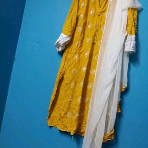 Haldi Suit