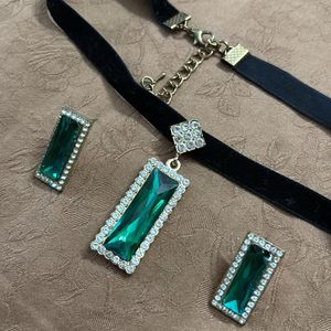 Choker And Emerald Earrings