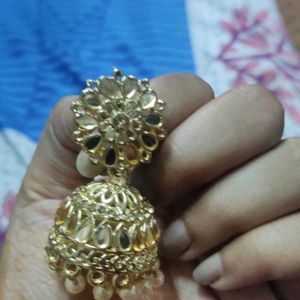 Golden Kundan Jhumka