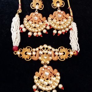 Necklace Set