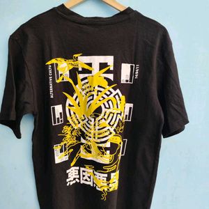 Solid Black Back Print T-shirt