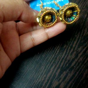 Thread Earring