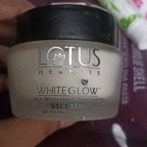 Lotus Cream