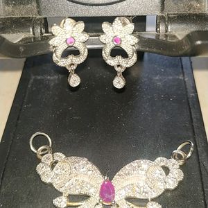 Pendant Set