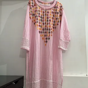 baby pink embroidered hakoba kurti