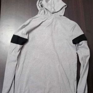 Hoodie  (Tshirt) For Women Size - M