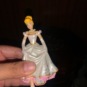 Miniature Disney Princess Showpiece