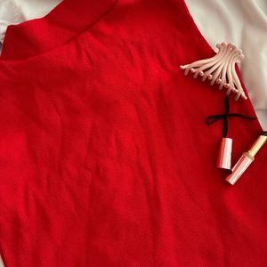 Red turtle neck ribbed crop top