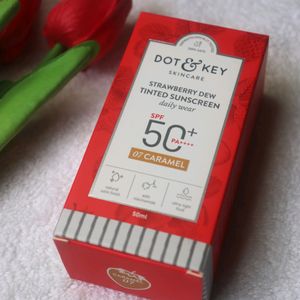 Dot & Key Strawberry Dewy Tinted Sunscreen