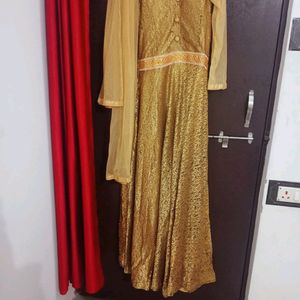 SALE ❗GOLDEN GOWN WTH NET DUPATTA ❤️