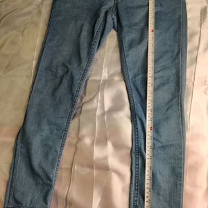 Mid Rise Light blue Skinny Jeans