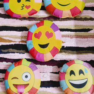 Emoji Cushion