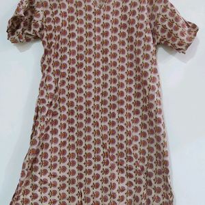 Pretty Floral Print Kurti