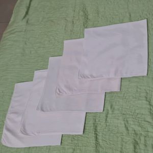 5 White Table Covers