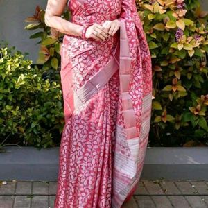 Beautiful Silk Saari