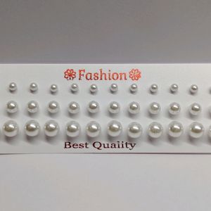 Original White ⚪ Pearls Earrings Pack Of 18 Pairs