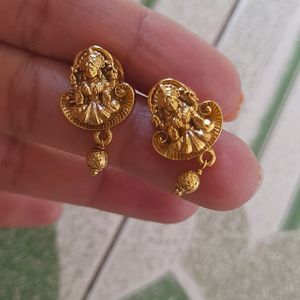 Lakshmi Ear Ring