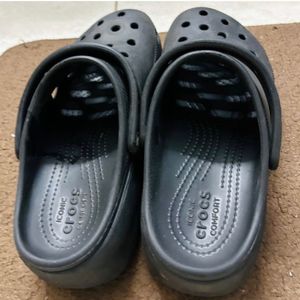 Classic Black Iconic Comfort Crocs- W7 Size