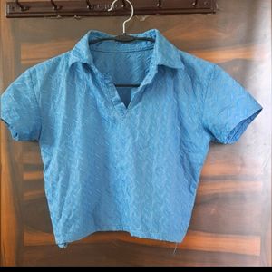 Blue designer collar crop top.Fabric- cotton blendBust- 34 inch