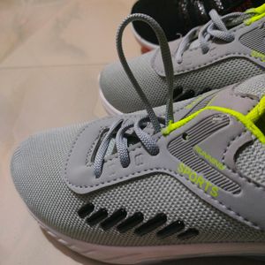 Sports Shoes