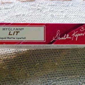 My Glamm Lit Liquid Matt Lipstick (Hot Hottie)