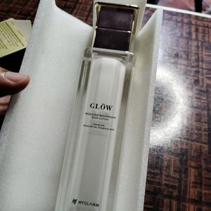 Myglamm Iridescent Illuminating Body Lotion