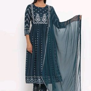 Nyra Cut Kurti Pant And Dupatta