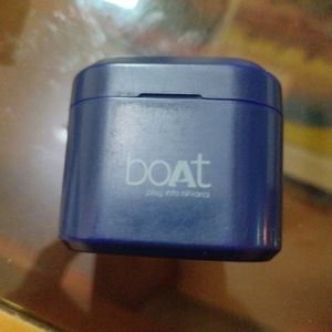 Boat Airdopes 402 No Issues One Side N