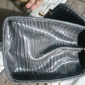 Trendy Sling Bag