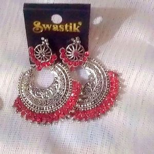 Stunning Gold Tone Crystal Earrings With Jhumka