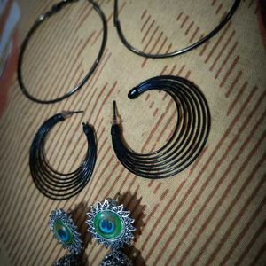 Ear Rings In Combo