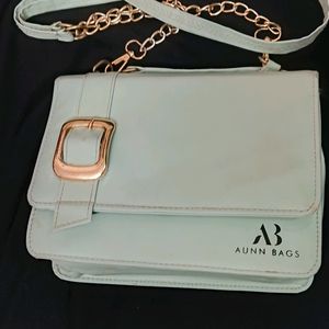 Sling bag