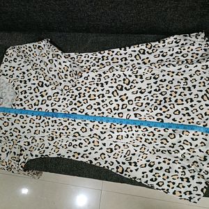 New Without Tag Animal (Leopard Print)