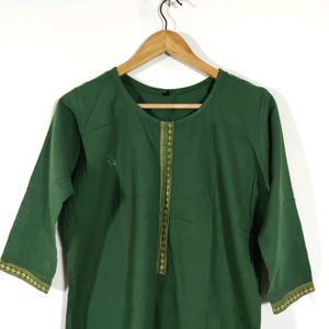 Green Printed Casual Kurta (Women)