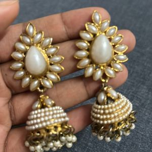 White And Golden Jhumke