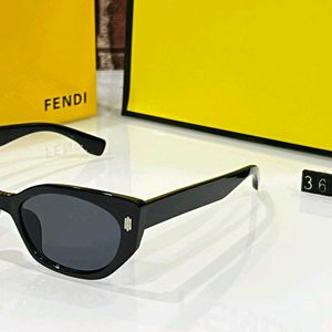 FENDI UNISEX SUNGLASSES WITH BOX